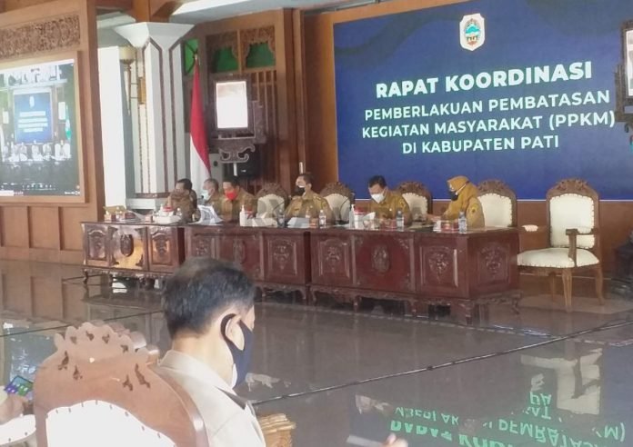 Perpanjangan PPKM, Bupati Beri Kelonggaran Pada Pedagang PERPANJANGAN PPKM, BUPATI BERI KELONGGARAN PADA PEDAGANG
