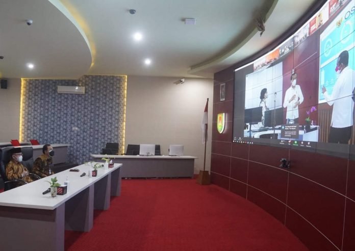 Permudah Pengusaha Urus Izin Usaha dengan OSS PERMUDAH PENGUSAHA URUS IZIN USAHA DENGAN OSS