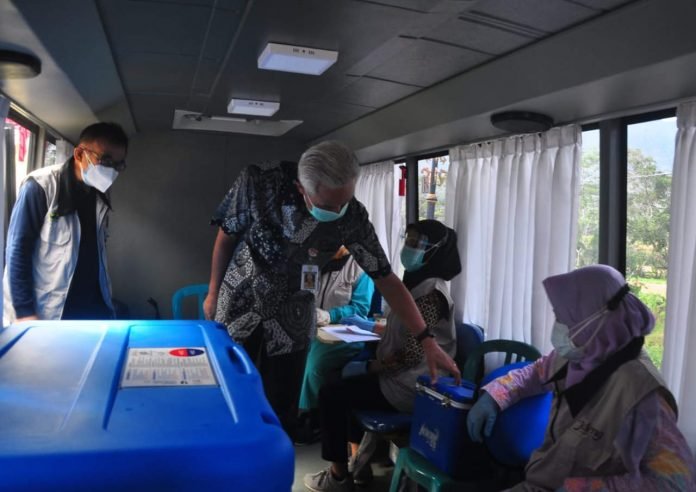Bus Vaksinasi Jateng Akan Sasar Daerah dengan Tingkat Vaksin Rendah BUS VAKSINASI JATENG AKAN SASAR DAERAH DENGAN TINGKAT VAKSIN RENDAH