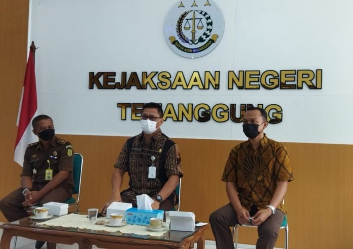 Masyarakat Diimbau Waspadai Penipuan Mengatasnamakan Pimpinan Kejari Temanggung Masyarakat Diimbau Waspadai Penipuan Mengatasnamakan Pimpinan Kejari Temanggung