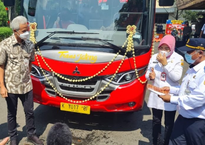 Mudahkan Pedagang dan Pelajar, Bus Trans Jateng Rute Semarang-Grobogan Diluncurkan Mudahkan Pedagang dan Pelajar, Bus Trans Jateng Rute Semarang-Grobogan Diluncurkan