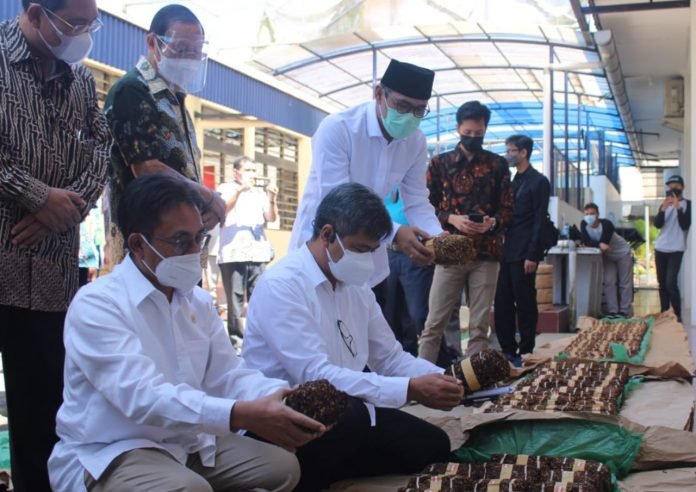 Jaga Kualitas, Petani Diminta Tak Mencampur Tembakau Asli Temanggung Jaga Kualitas, Petani Diminta Tak Mencampur Tembakau Asli Temanggung
