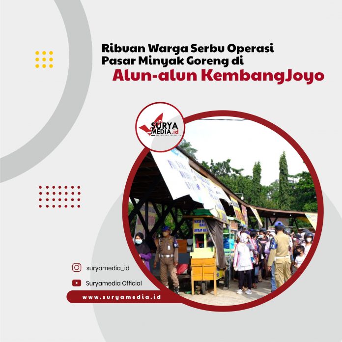 Ribuan Warga Serbu Operasi Pasar Minyak Goreng di Alun-Alun Kembang Joyo