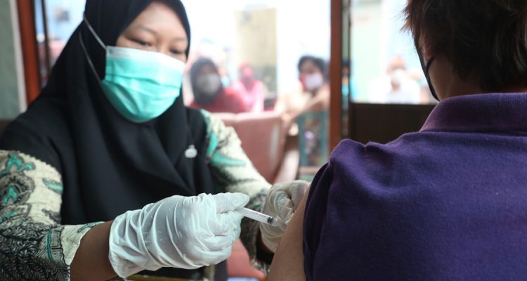Vaksinasi Booster Kedua di Kota Surabaya Telah Dimulai